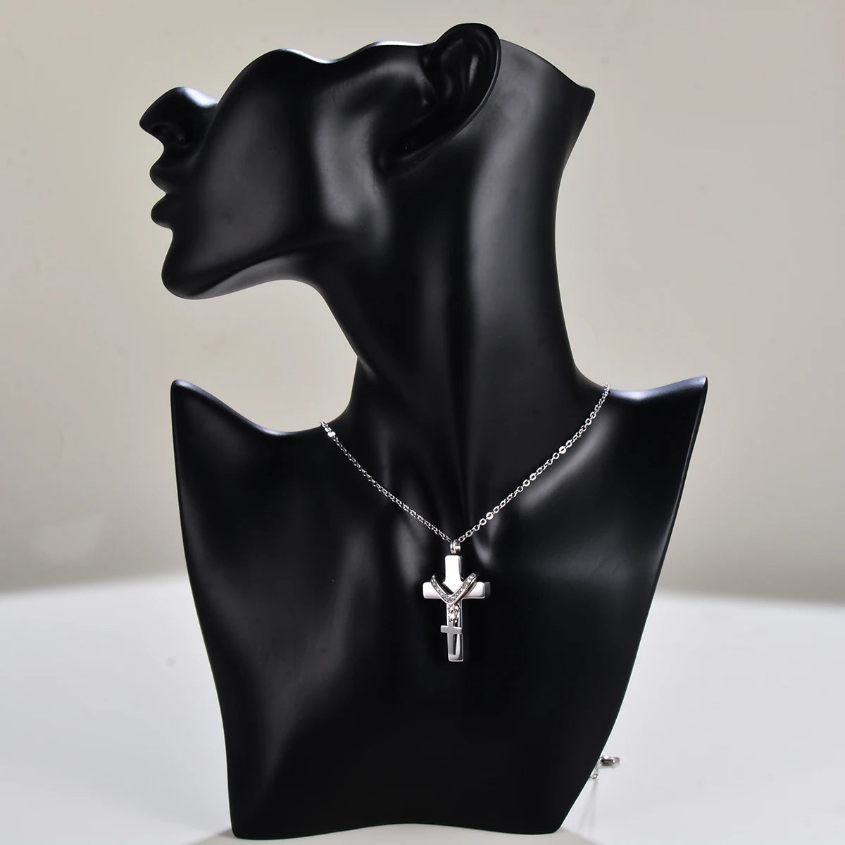 Collier cinéraire double croix