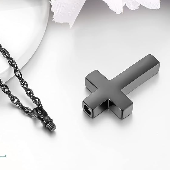 Collier cinéraire croix