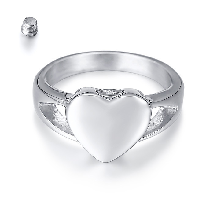 Bague cinéraire en forme de cœur